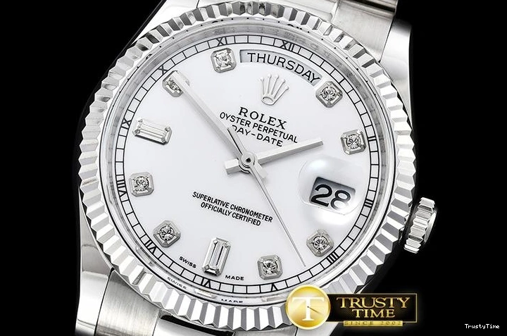 0920 RDD0214D – DayDate 36mm Elegant 683